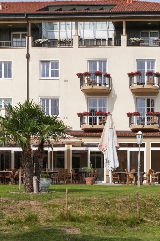 דיסבורג Hotel Landhaus Milser מראה חיצוני תמונה