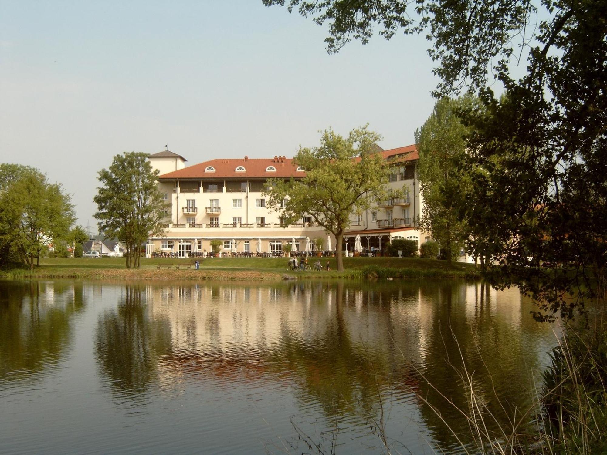 דיסבורג Hotel Landhaus Milser מראה חיצוני תמונה