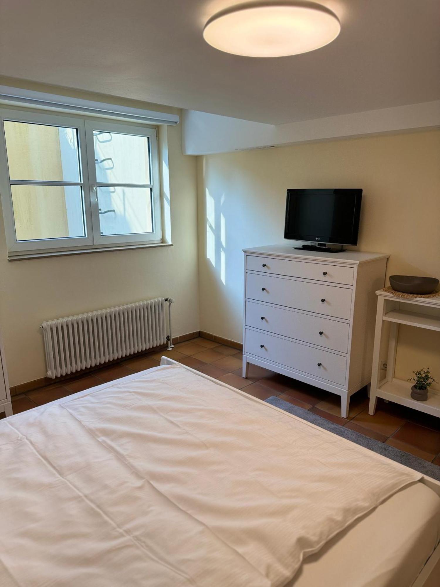 דיסבורג Hotel Landhaus Milser מראה חיצוני תמונה
