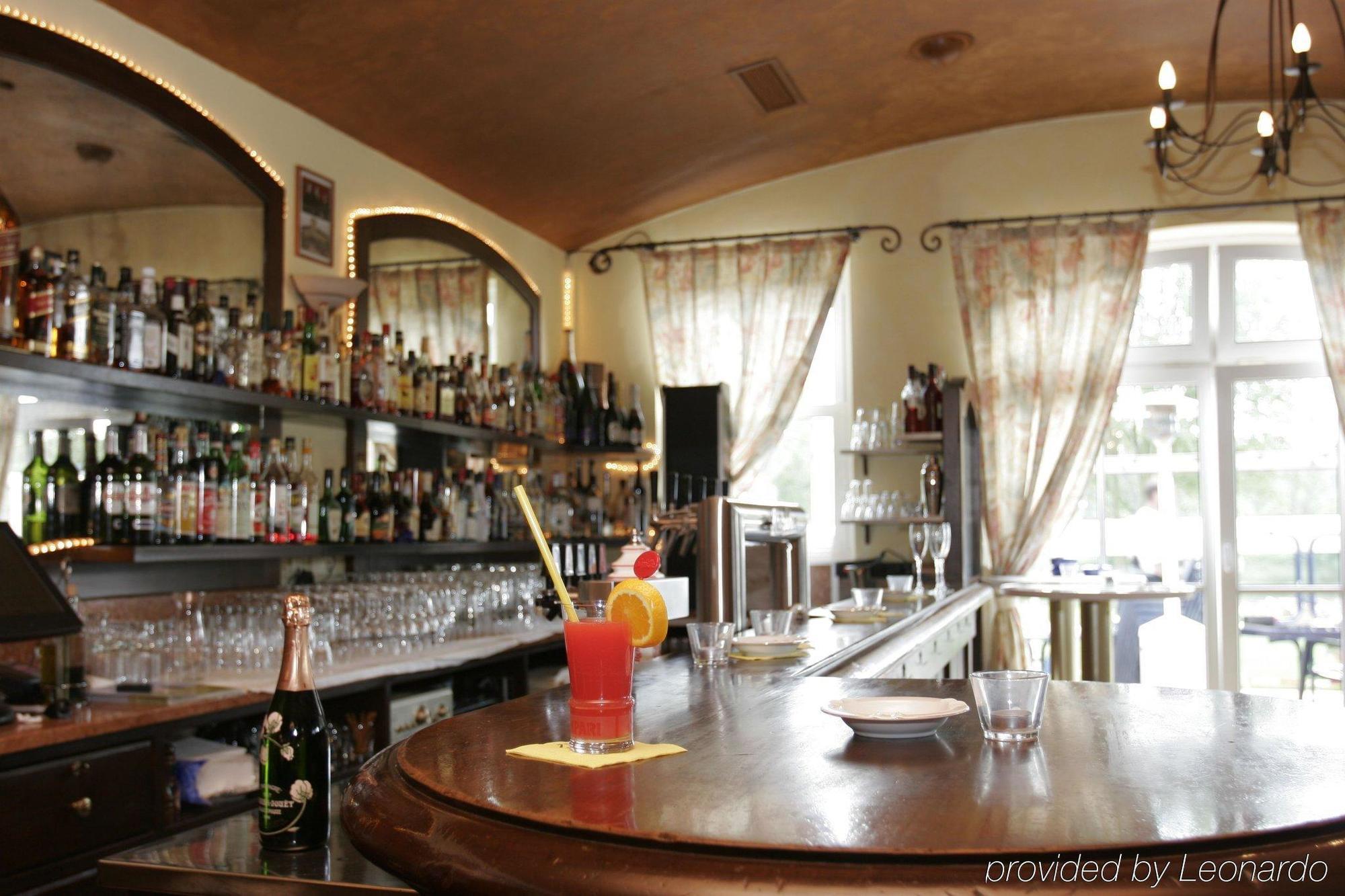 דיסבורג Hotel Landhaus Milser מסעדה תמונה