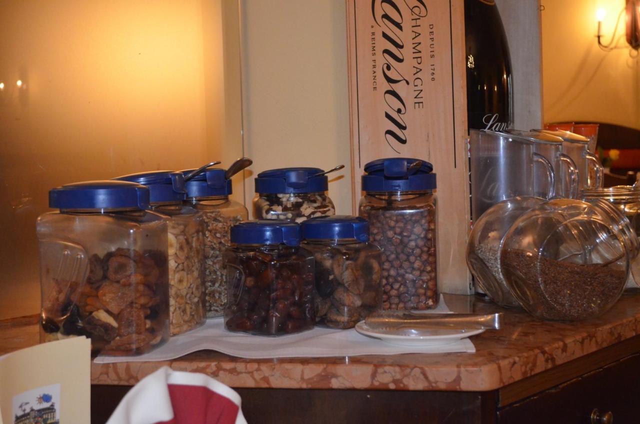 דיסבורג Hotel Landhaus Milser מראה חיצוני תמונה